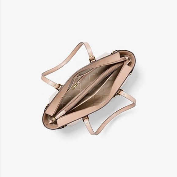 SOLD ✅ — Michael Kors Pink Purse - Picture 2 of 5